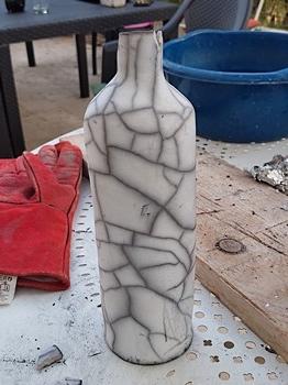Pièce en raku nu réalisée lors d'un stage raku en Provence