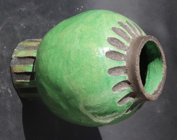 Vase émail vert enfumé stage de  raku